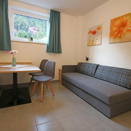 Haus Praxmarer *